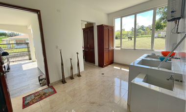 VENDO CASA CAMPESTRE EN PARCELACIÓN LA PAZ