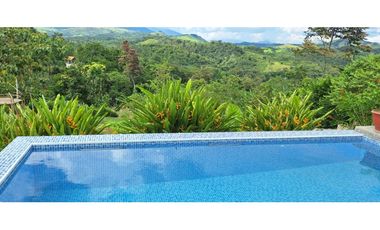 Casa de Campo con Piscina - Bello Horizonte - Tarapoto