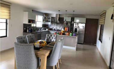 VENTA PERMUTA DE CASA EN CONJUNTO MESA DE LOS SANTOS  COD:237