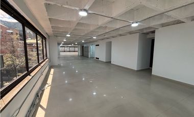 ARRIENDO / VENTA OFICINA 246m2 OBRA BLANCA CRA 11 CHICO