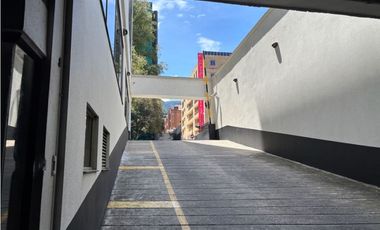 ARRIENDO / VENTA OFICINA 246m2 OBRA BLANCA CRA 11 CHICO