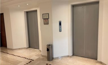 ARRIENDO / VENTA OFICINA 246m2 OBRA BLANCA CRA 11 CHICO