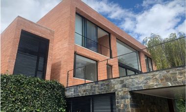 VENTA DE CASA EN EL RETIRO SECTOR FIZEBAD