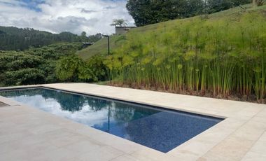 VENTA DE CASA EN EL RETIRO SECTOR FIZEBAD
