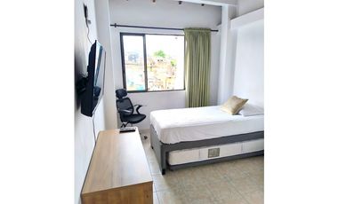 SE VENDE CASA  REMODELADA CERCA EN LA  AVENIDA SUR