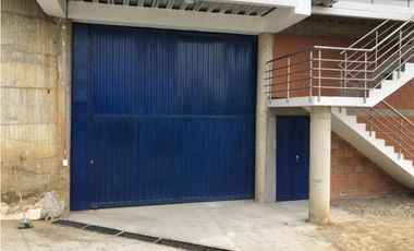 ARRIENDO BODEGA EN AUTOPISTA DEL CAFÉ VEREDA EL ROSARIO MANIZALES
