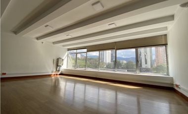 OFICINA EN ARRIENDO - EL POBLADO  P2