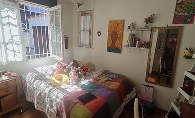 PRECIOSA CASA CON GRAN TERRENO, MUY ILUMINADA