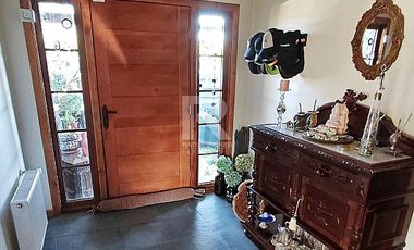 CASA EN PARCELA DE 8.400M2 A SÓLO 5KM DEL CENTRO