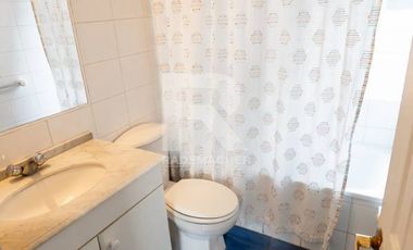 CASA EN BARRIO RESIDENCIAL EN PTO VARAS. EXCELENTE UBICACIÓN