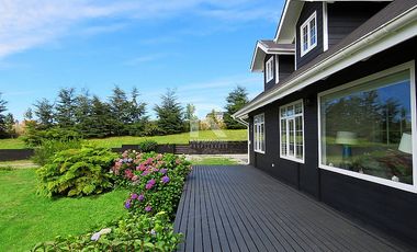 CASA LAS ENCINAS, A SÓLO 7KM DE FRUTILLAR.