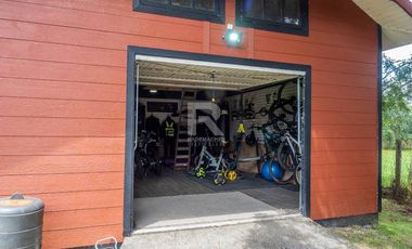 HERMOSA CASA EN CONDOMINIO A SÓLO 6KM DEL CENTRO