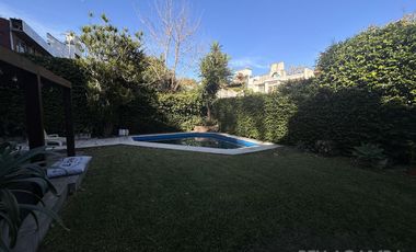 Casa en venta Vicente Lopez Jardin Pileta