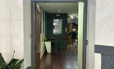 Oficina en  Pje Araya al 900