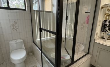 Renta  casa en  lomas de virreyes  en explanada .