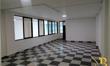 EDIFICIO EMPRESARIAL Y COMERCIAL  UBICADO EN EL CENTRO YOPAL.