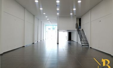 EDIFICIO EMPRESARIAL Y COMERCIAL  UBICADO EN EL CENTRO YOPAL.