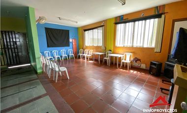 Casa-lote comercial sobre la avenida 30 de agosto, Pereira