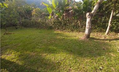 Se vende casa lote de 720 M2 con casa, en 350 mill en La Mesa Cund Col