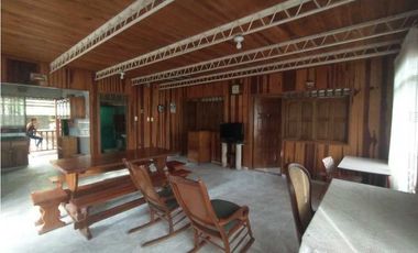 Se vende casa lote de 720 M2 con casa, en 350 mill en La Mesa Cund Col