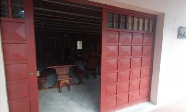 Se vende casa lote de 720 M2 con casa, en 350 mill en La Mesa Cund Col