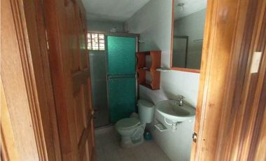 Se vende casa lote de 720 M2 con casa, en 350 mill en La Mesa Cund Col