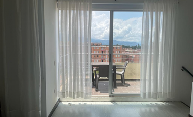 Se vende apartamento dúplex de 118 M2 en 340 Mill en La Mesa Cund, COL