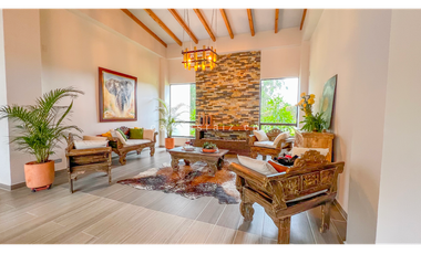 Casa Campestre en Parcelación Vía San Antonio - La Ceja