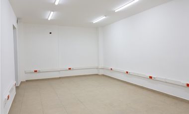 ARRIENDO CASA COMERCIAL QUEBRADASECA