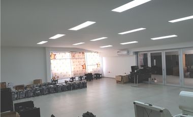 ARRIENDO CASA COMERCIAL QUEBRADASECA