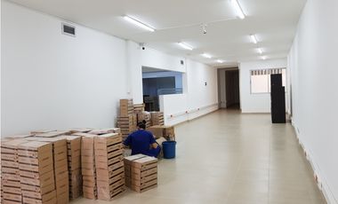 ARRIENDO CASA COMERCIAL QUEBRADASECA