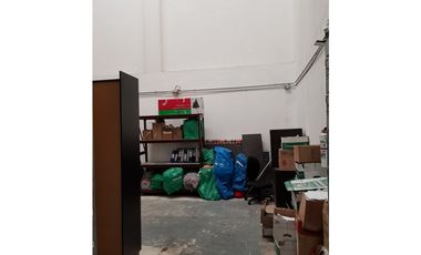 ARRIENDO CASA COMERCIAL QUEBRADASECA