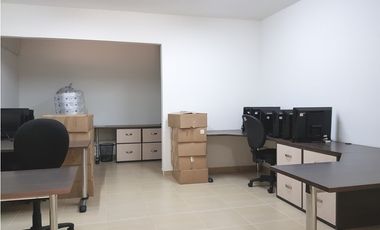 ARRIENDO CASA COMERCIAL QUEBRADASECA