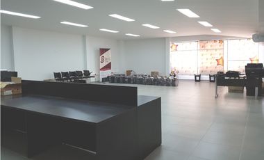 ARRIENDO CASA COMERCIAL QUEBRADASECA