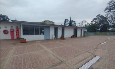 Se vende casa urbana de 133 M2 en 438 mill en La Mesa Cund, COL