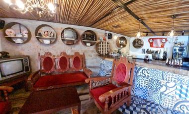 SE VENDE CASA CON NEGOCIO CAFÉ BAR Y LOTE EN EL ALTO DEL NUDO