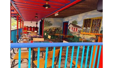 SE VENDE CASA CON NEGOCIO CAFÉ BAR Y LOTE EN EL ALTO DEL NUDO