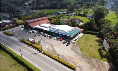 Local para arriendo en vía San Antonio la Ceja