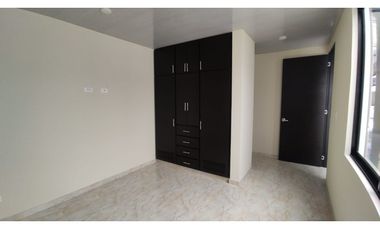 Se vende casa de 180 M2 en 490 mill en La Mesa Cund, COL