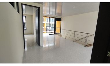 Se vende casa de 180 M2 en 490 mill en La Mesa Cund, COL