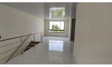 Se vende casa de 180 M2 en 490 mill en La Mesa Cund, COL