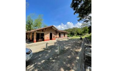 ¡Oportunidad única! Lote en venta: ¡Construye tus sueños aquí!