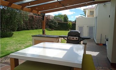 San Simon Guaymaral, arriendo. 550 M