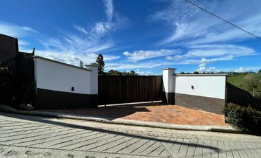 VENTA FINCA 3400 mts2 MARINILLA VEREDA CASCAJO