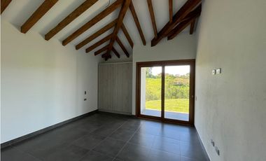 VENTA FINCA 3400 mts2 MARINILLA VEREDA CASCAJO