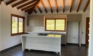 VENTA FINCA 3400 mts2 MARINILLA VEREDA CASCAJO