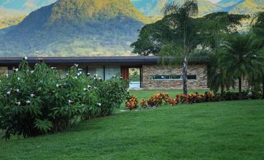 Casa campestre en condominio la Siria