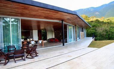 Casa campestre en condominio la Siria