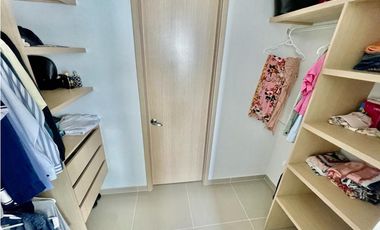 SE VENDE APARTAMENTO EN MARBELLA - MANGLARES DEL CABRERO