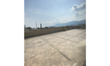 CENTRO COMERCIAL EN  ARRIENDO CHA